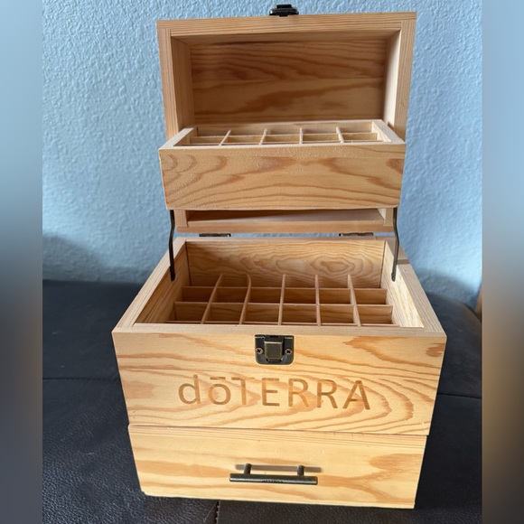 doTERRA Natural Wood two tier plus drawer Essential Oil Organizer - Picture 3 of 7
